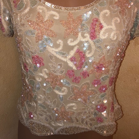 Easter Dream Vtg Adrianna Papell Silk beaded top - Picture 3 of 10